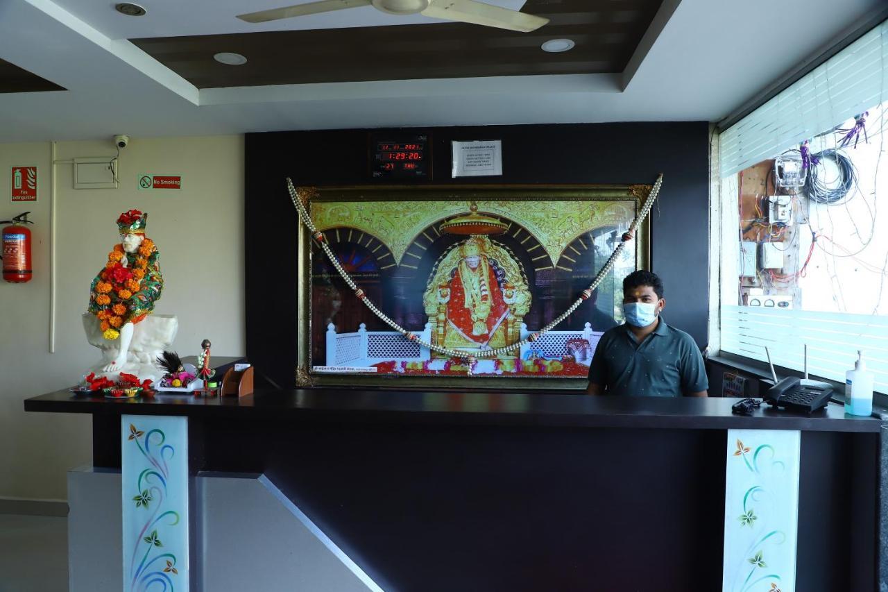 Sai Madhavi Palace Hotel Shirdi Buitenkant foto